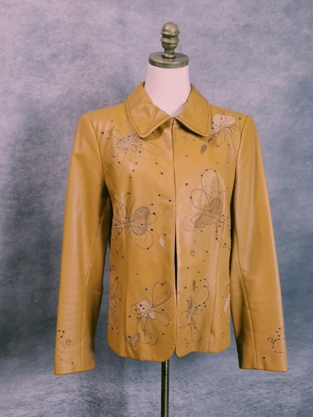 VTG Dana Buckman Mustard Leather Jacket Size 12 Butterfly Embroidered Studded - Picture 2 of 8
